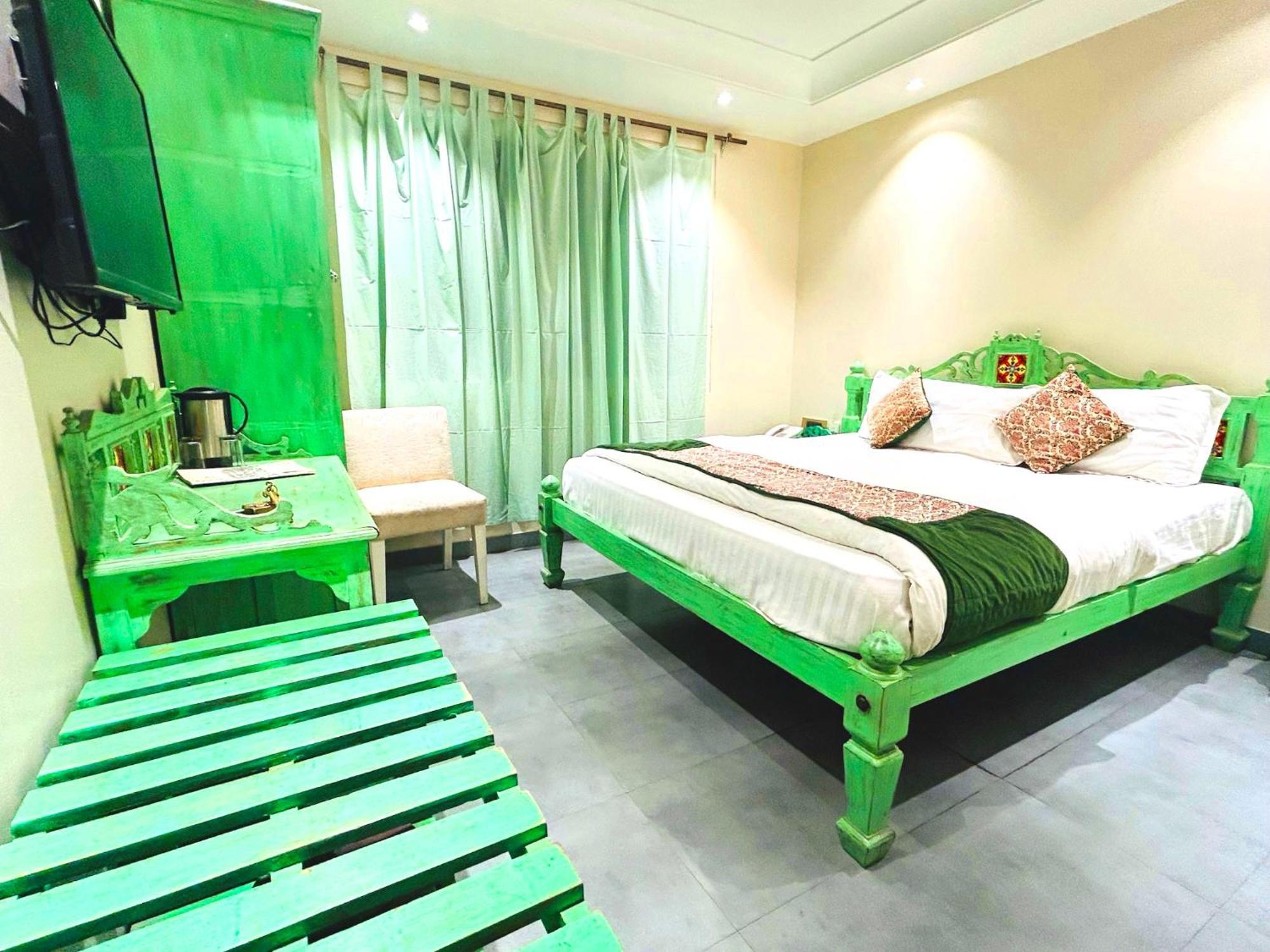 The Pinky Villa - Heritage Boutique Suites New Delhi Exteriör bild