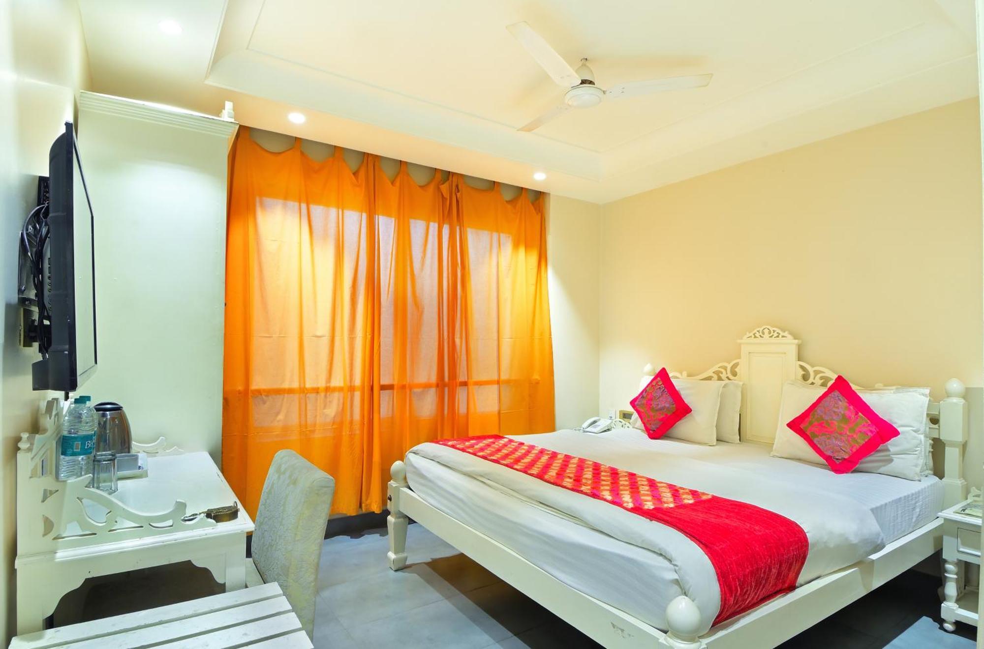 The Pinky Villa - Heritage Boutique Suites New Delhi Exteriör bild