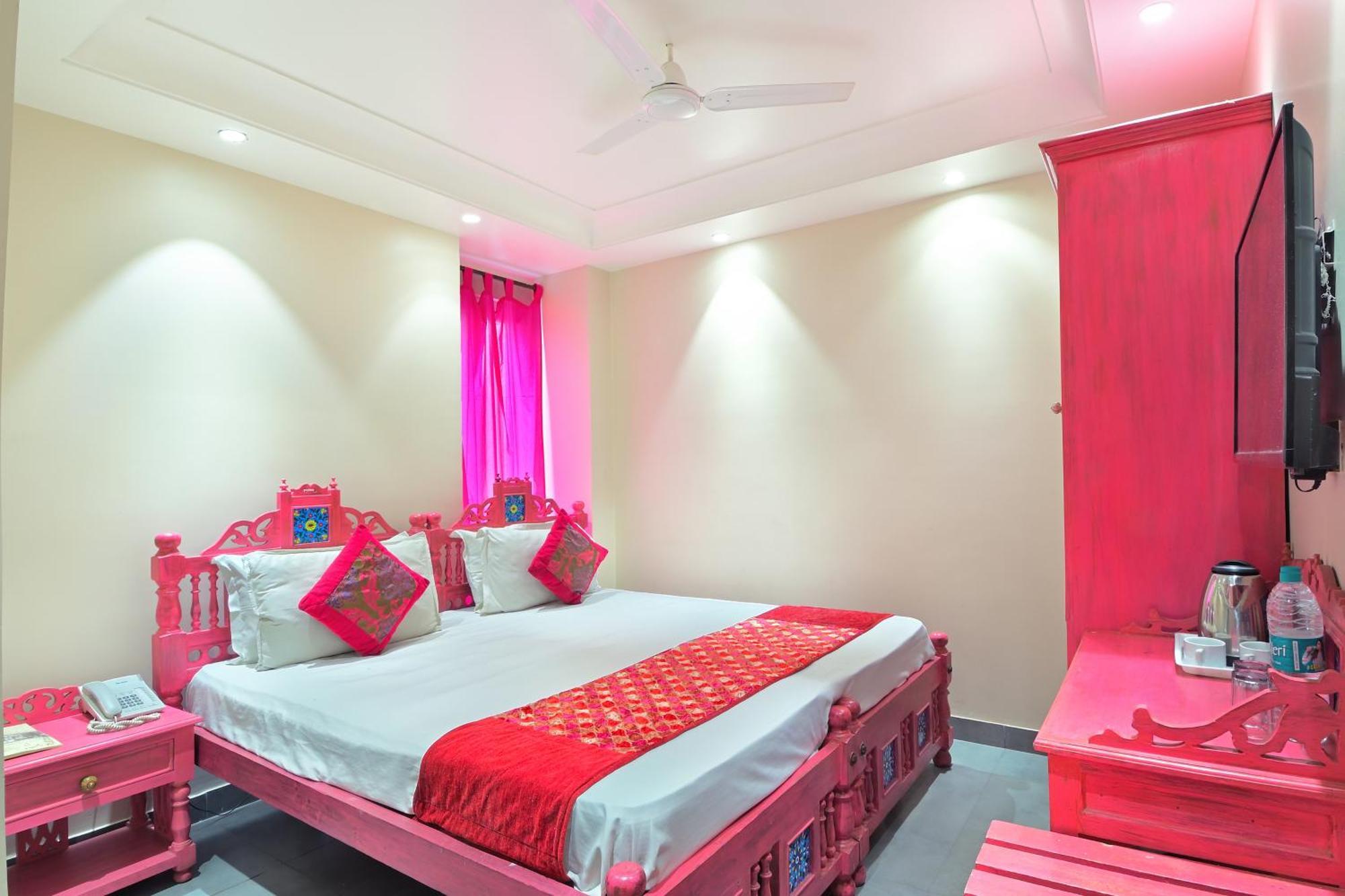 The Pinky Villa - Heritage Boutique Suites New Delhi Exteriör bild