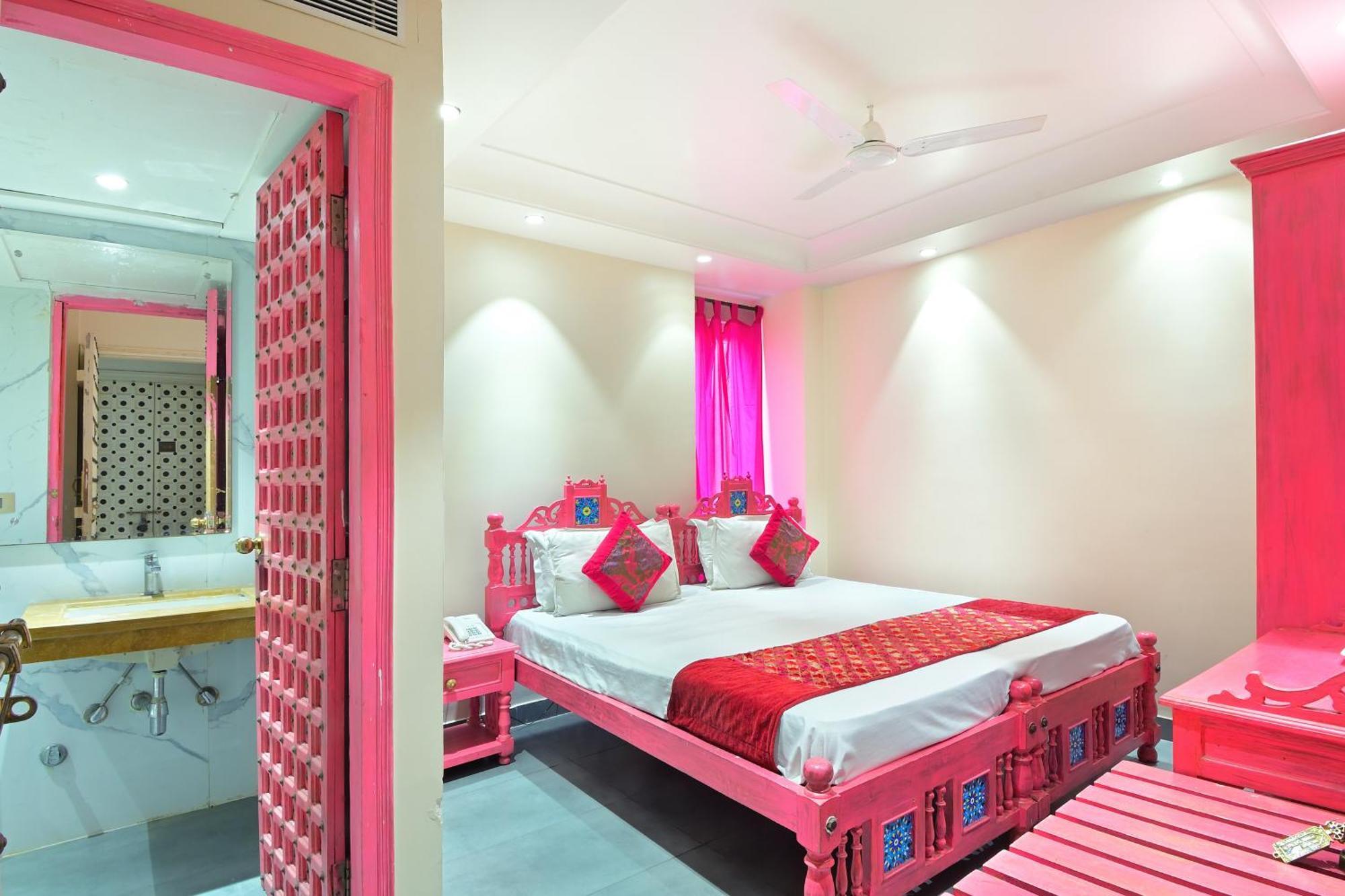 The Pinky Villa - Heritage Boutique Suites New Delhi Exteriör bild