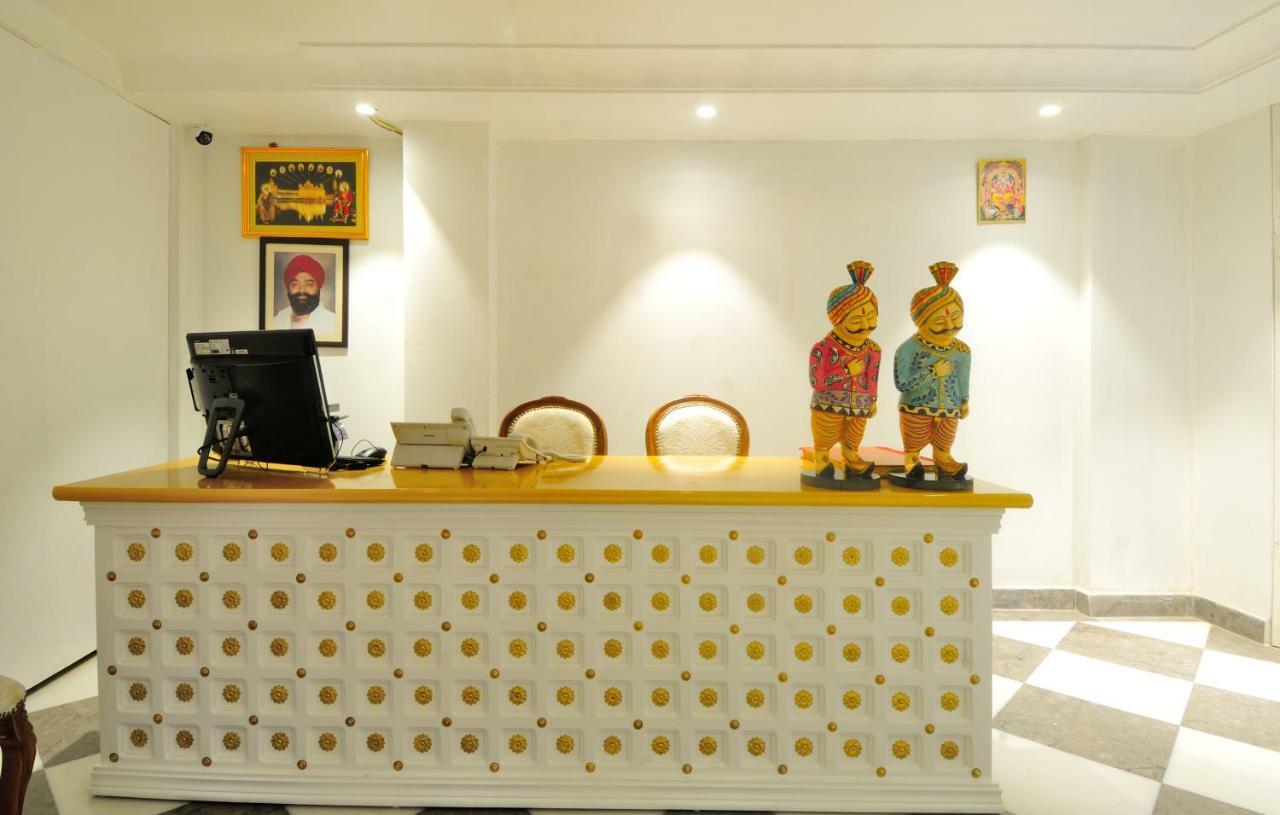 The Pinky Villa - Heritage Boutique Suites New Delhi Exteriör bild